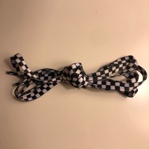20 inch checkered laces by vans